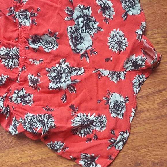 Floral romper - Picture 3 of 9